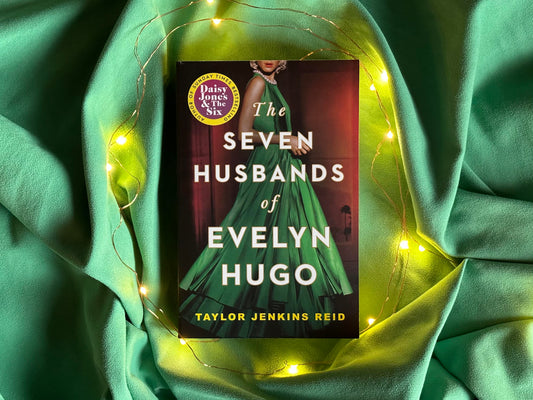 Book Review of Taylor Jenkins Reid's "The Seven Husbands of Evelyn Hugo"